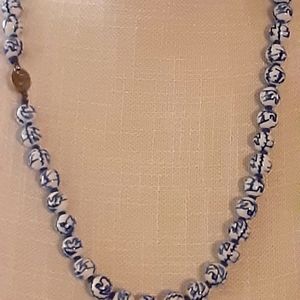 Vintage 1965 Gorgeous porcelain Necklace